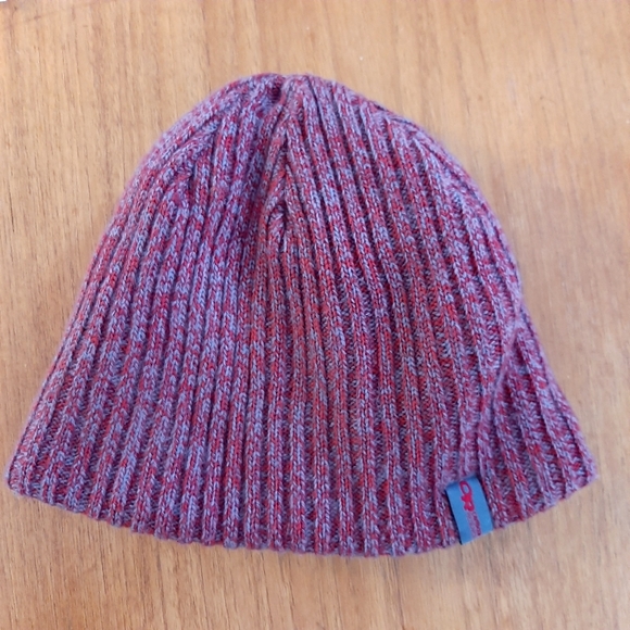 Outdoor Research Beanie Toque - Picture 1 of 6